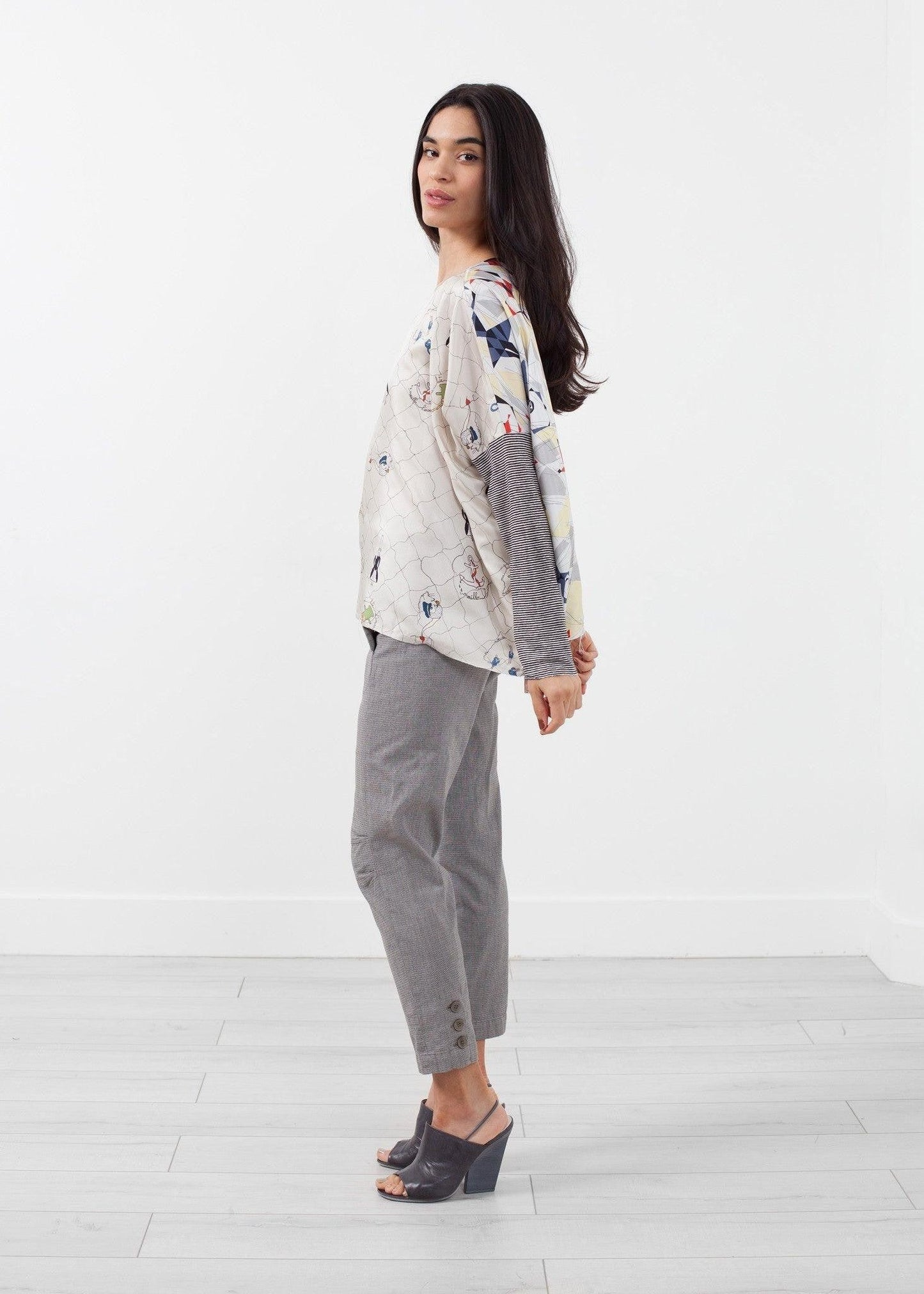 Long Sleeve Box Blouse.