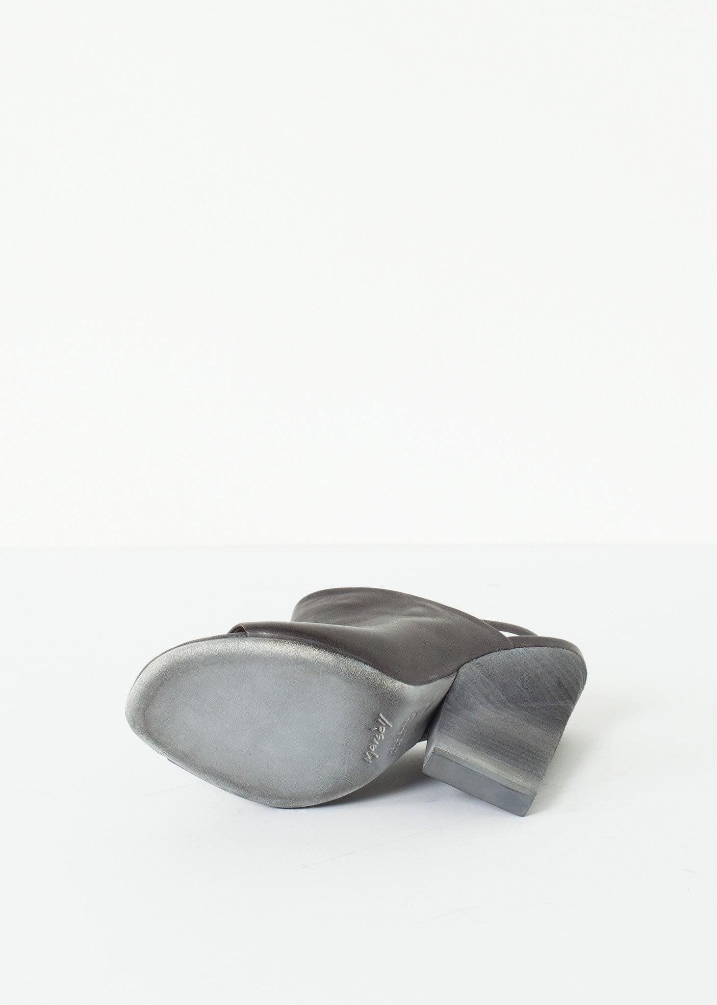 Mantello Heel.