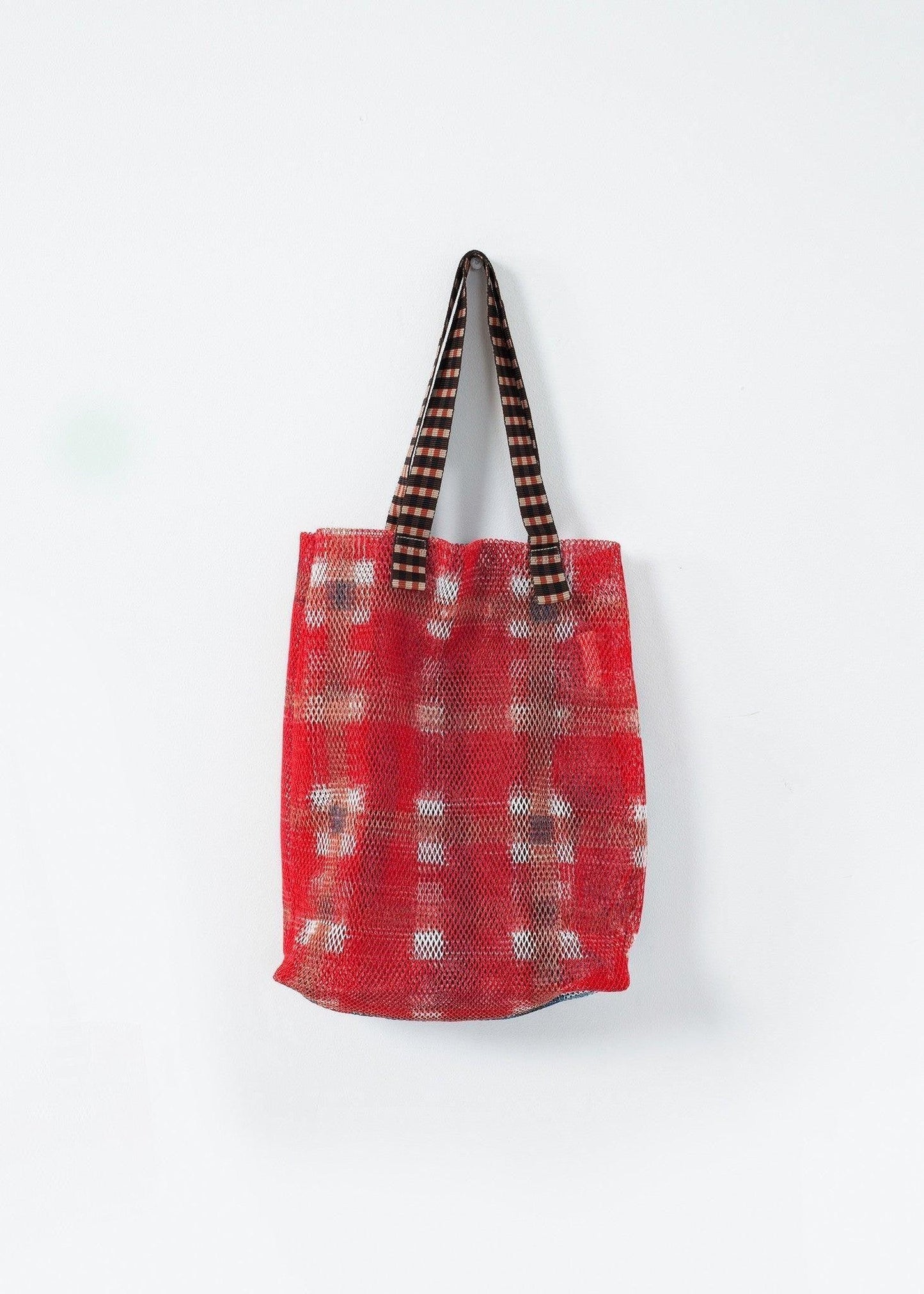 Mesh Tote.