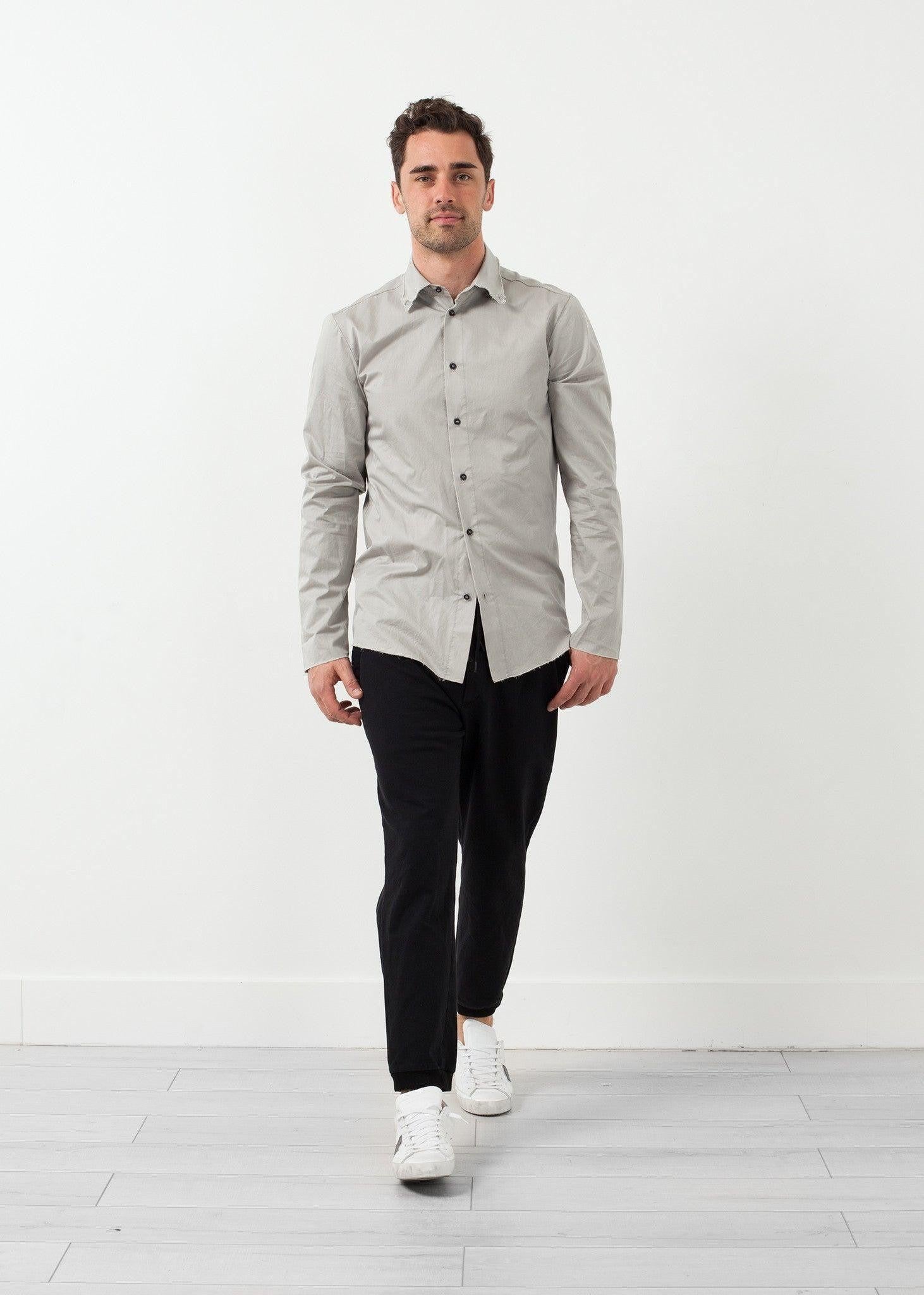 Moun Button Up.