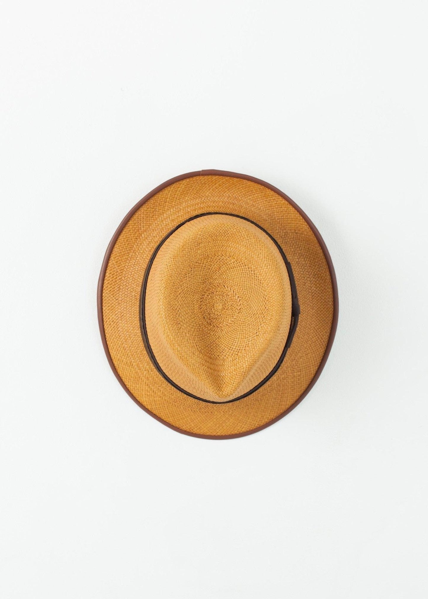 Neil Hat.