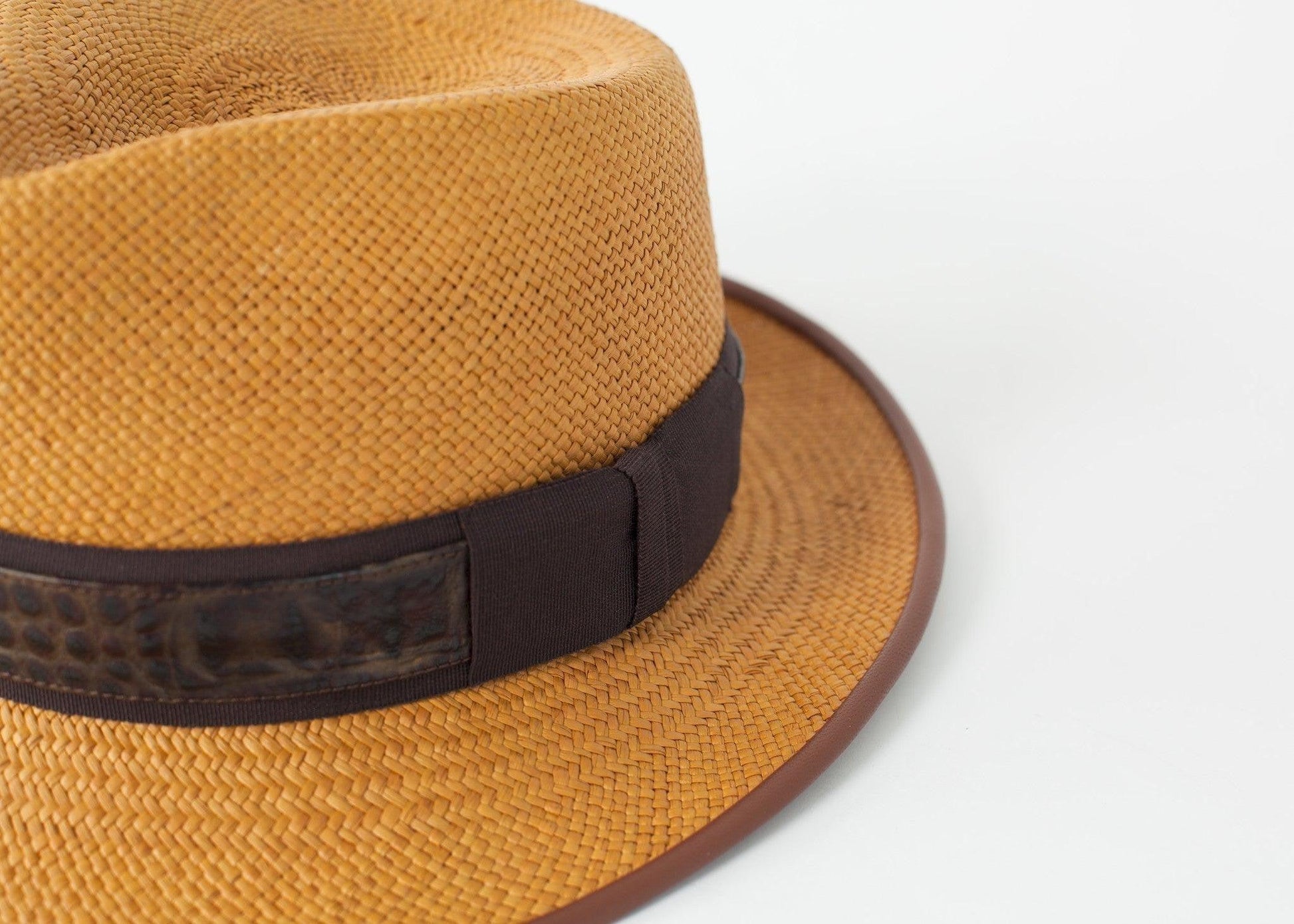 Neil Hat.