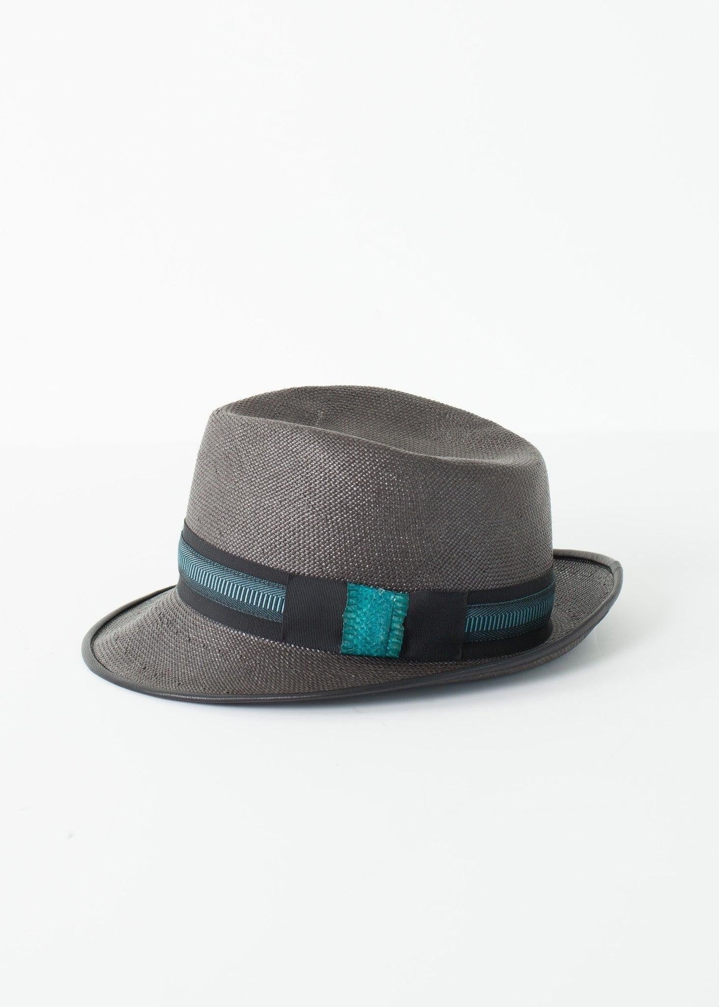 Neil Hat.