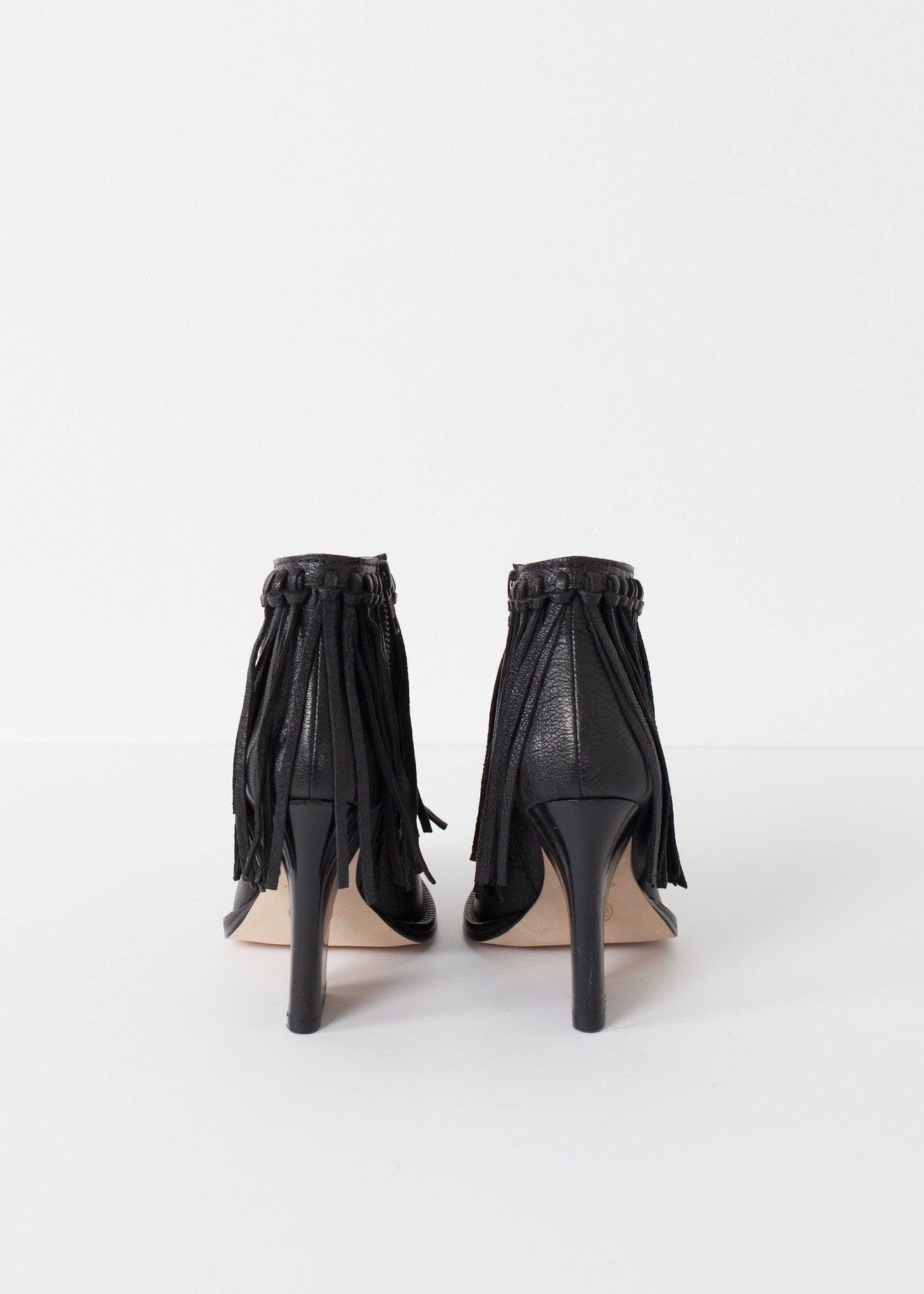 Ounni Shoe.