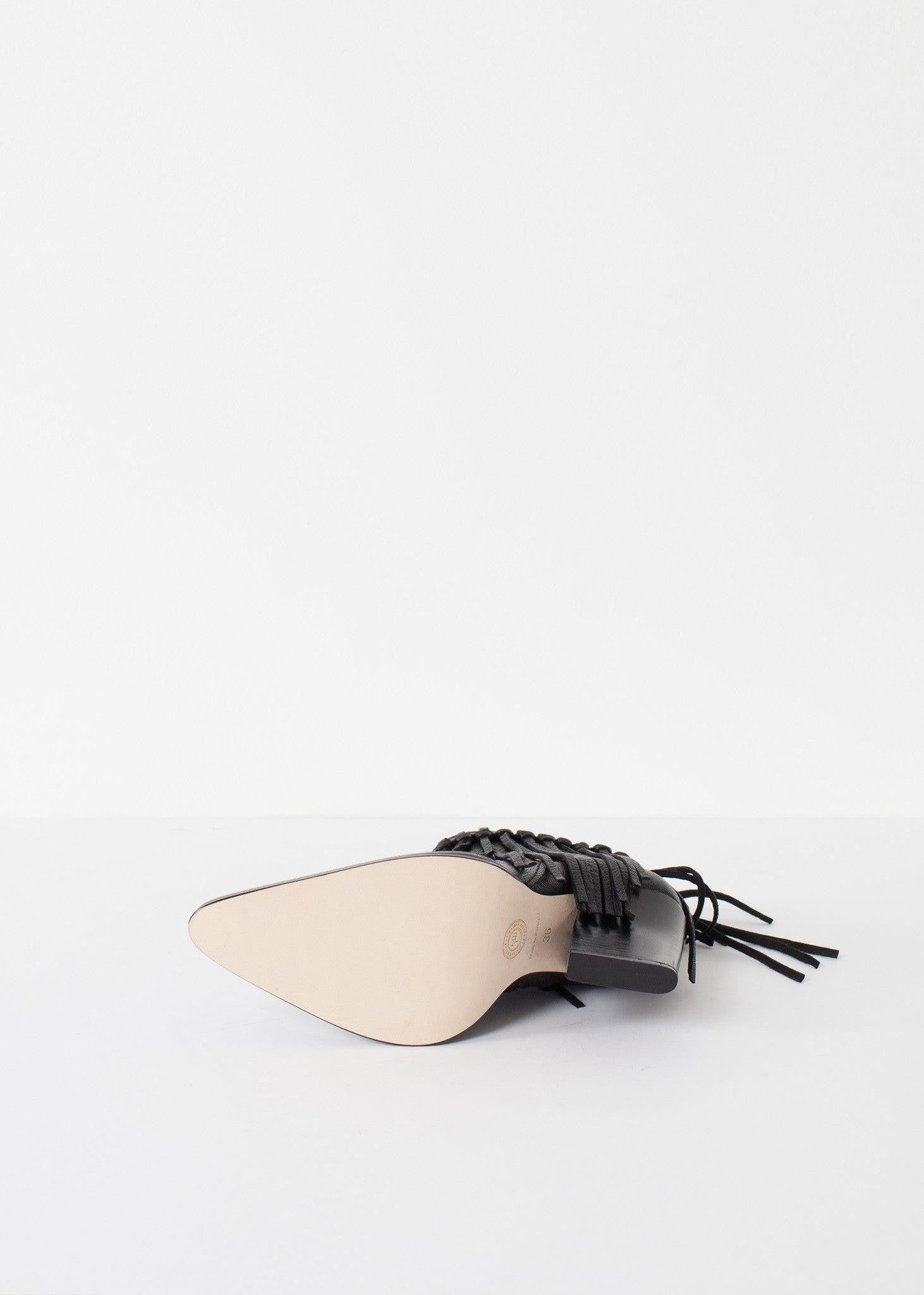 Ounni Shoe.