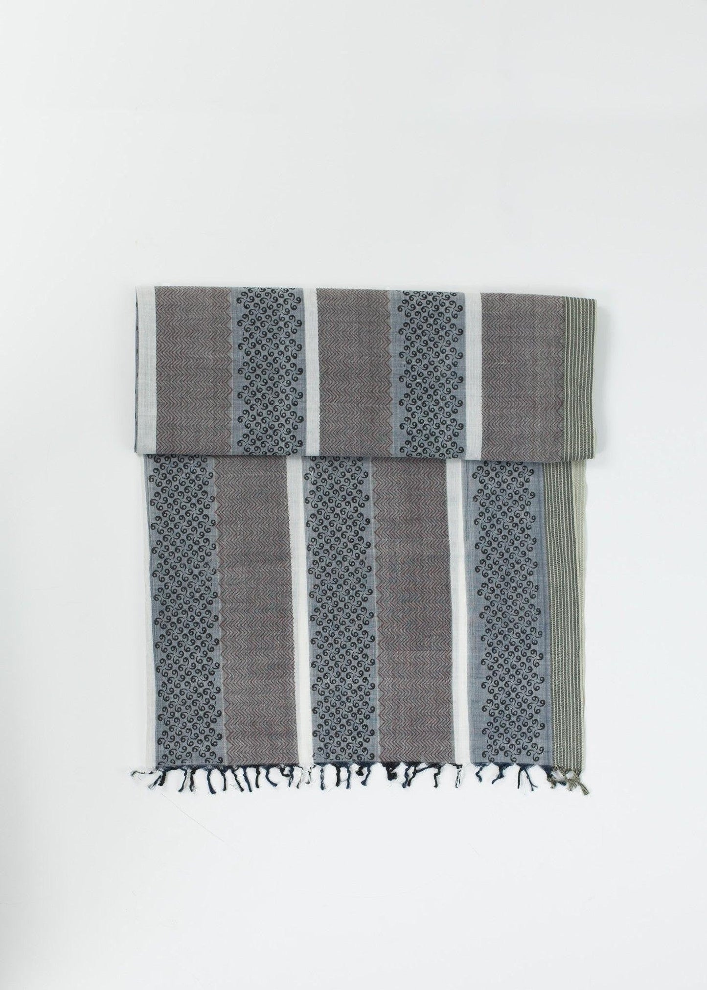 Pigeon Scarf.