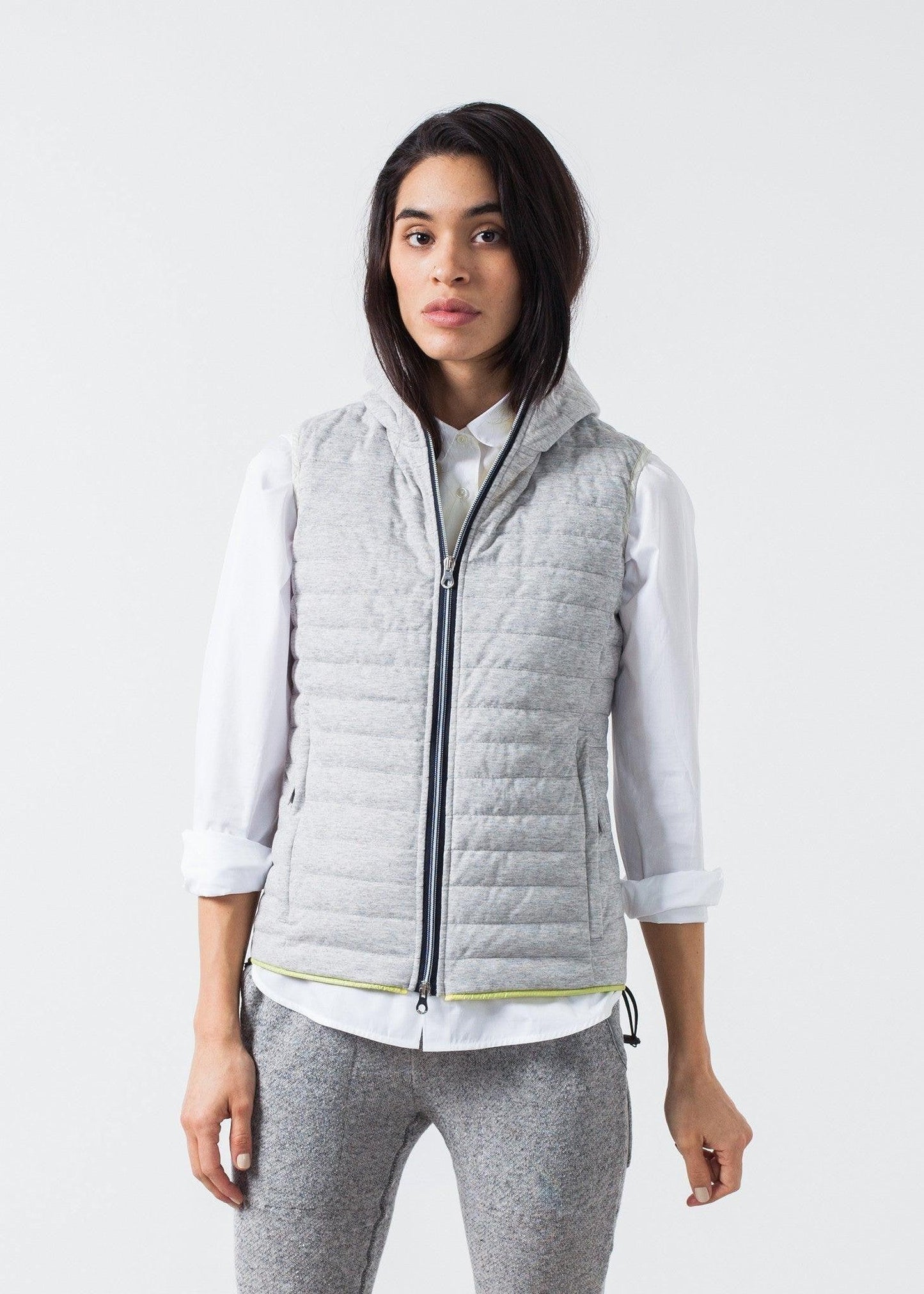 Primula Vest in Light Grey.
