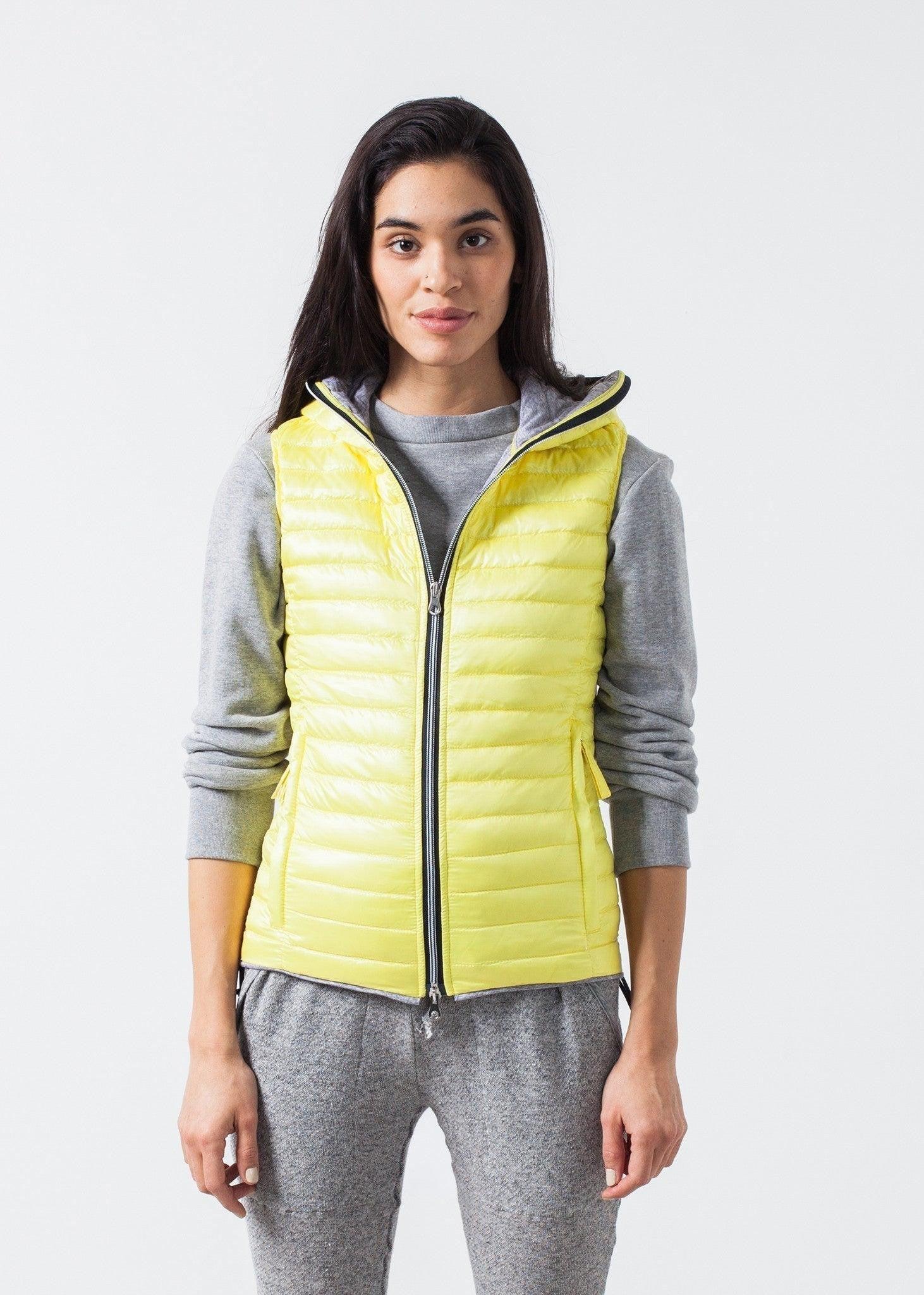 Primula Vest in Yellow.