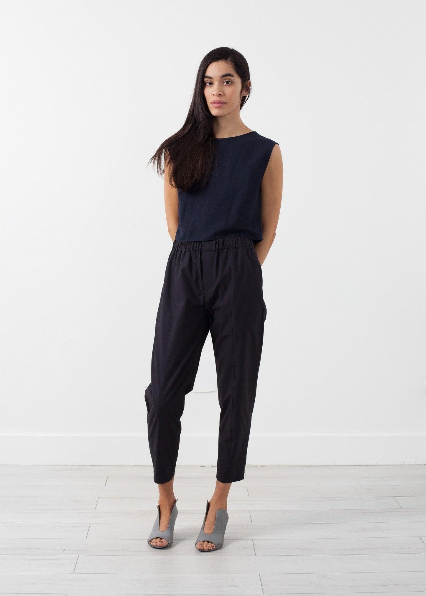 Relaxed Trouser.