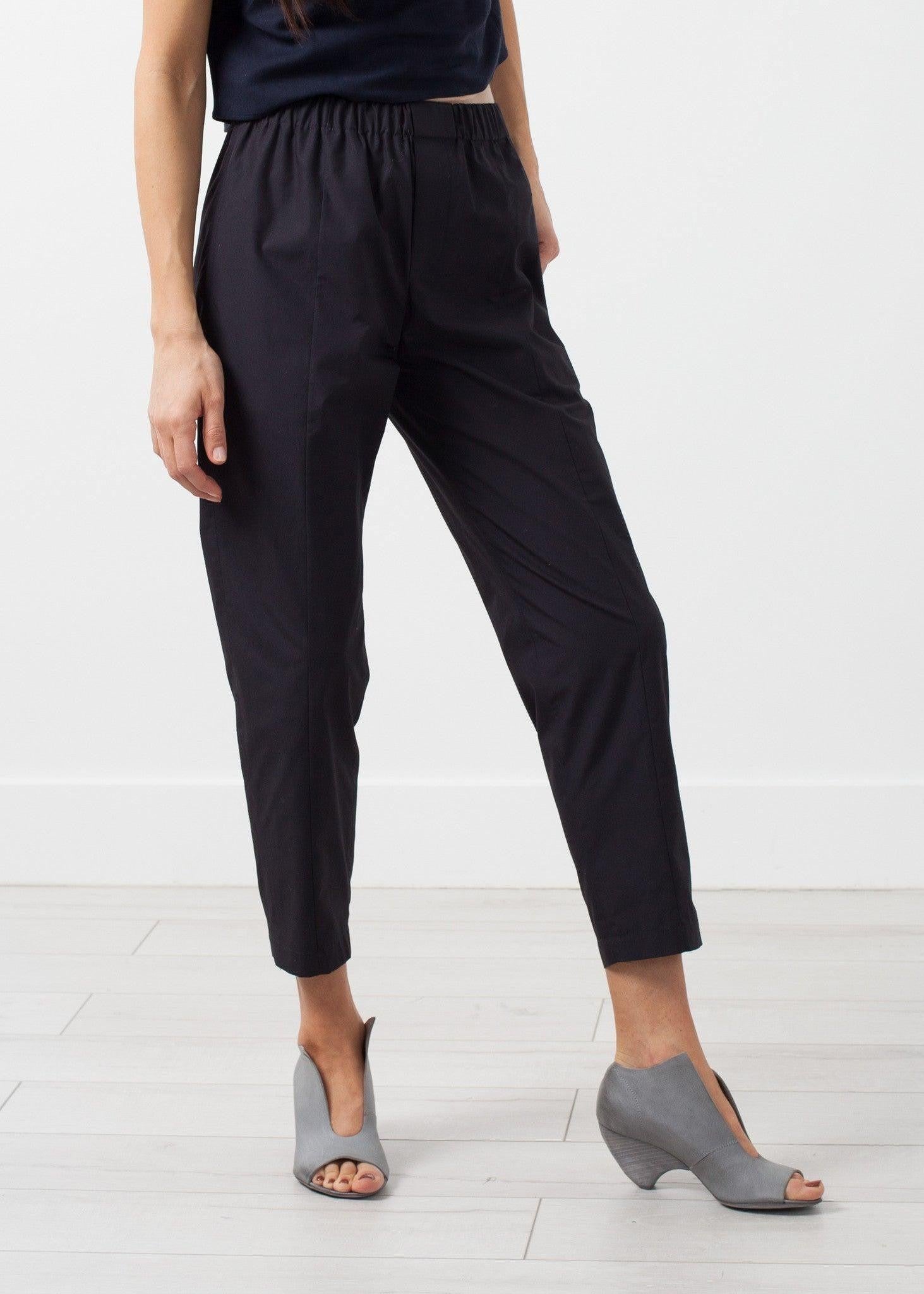 Relaxed Trouser.