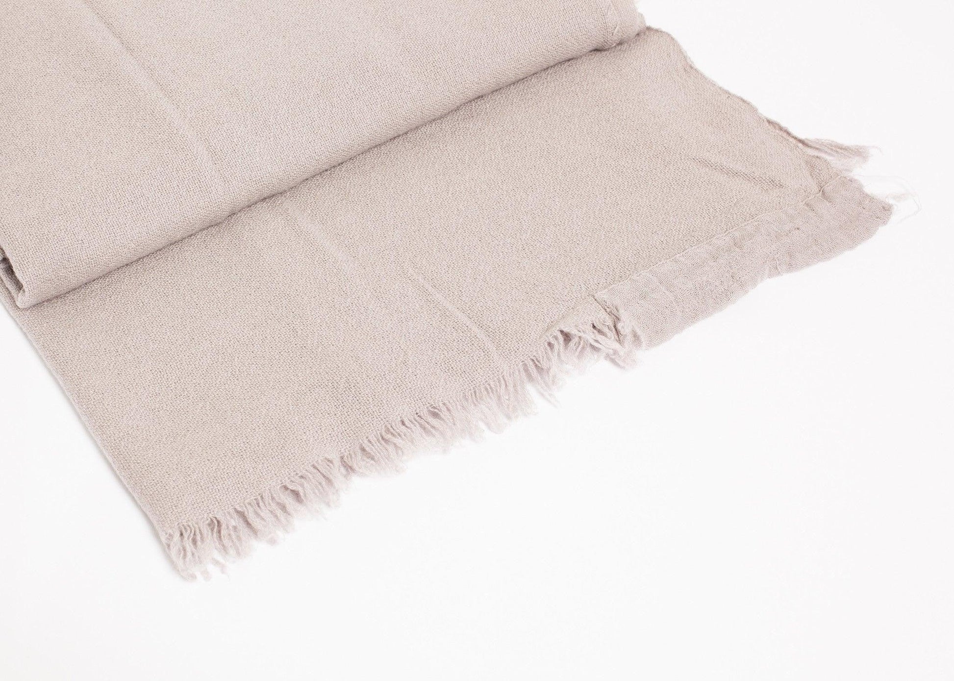 Simple Scarf in Latte.