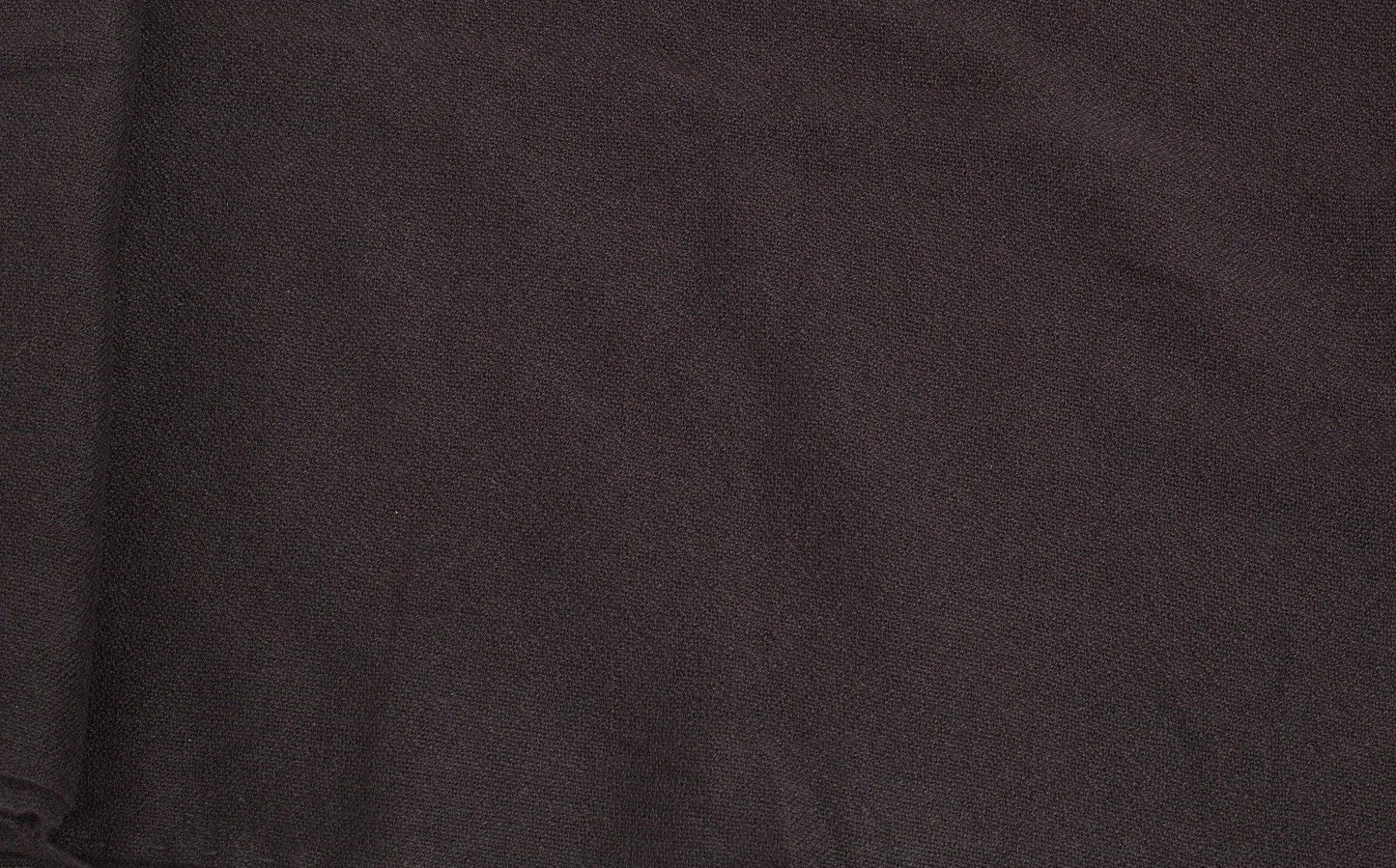 Simple Scarf in Old Black.