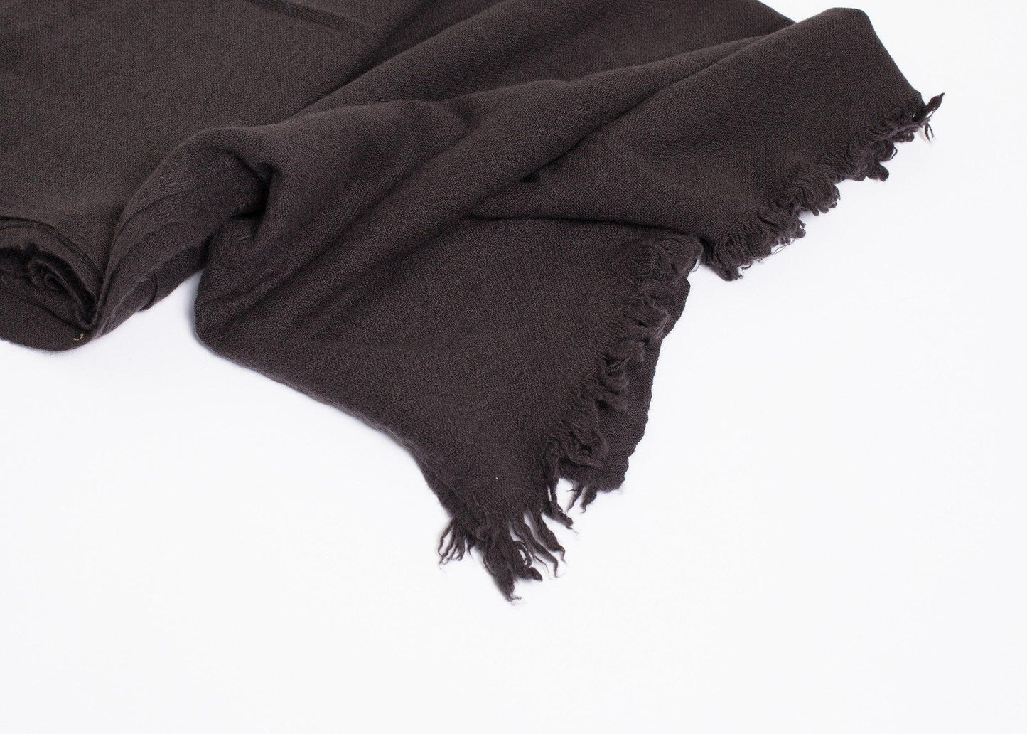 Simple Scarf in Old Black.
