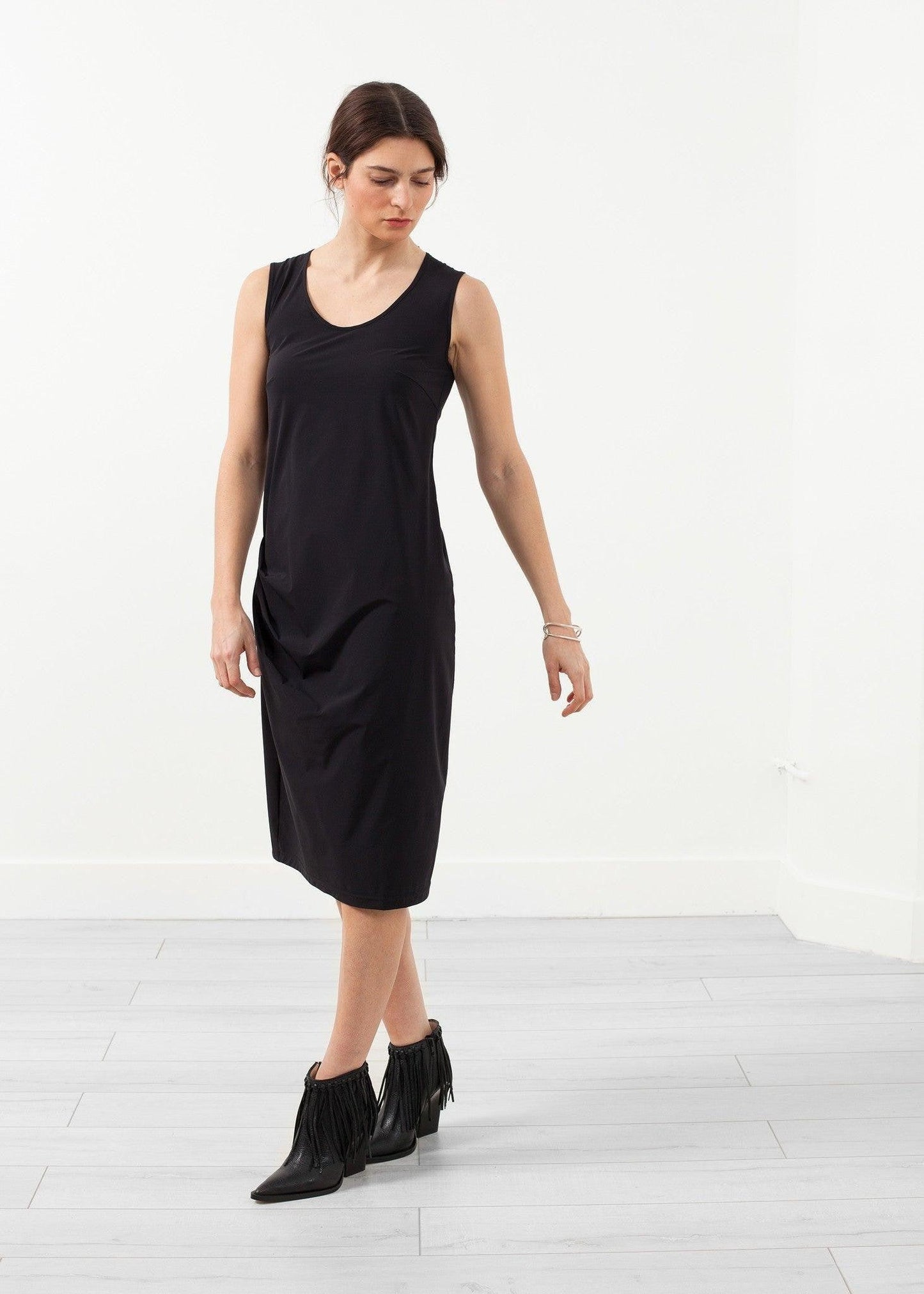 Sleeveless Fitted Dress.