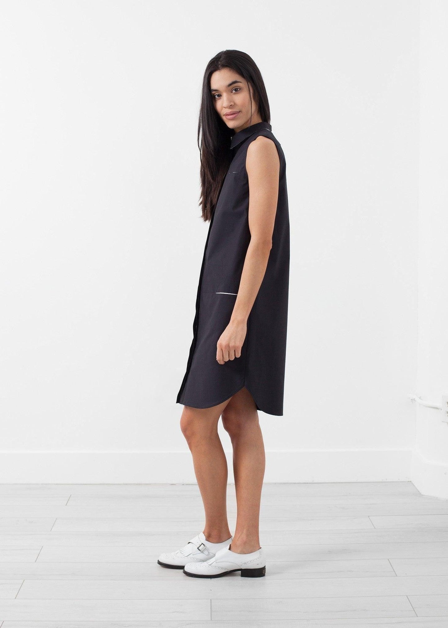 Sleeveless Hidden Pocket Dress.