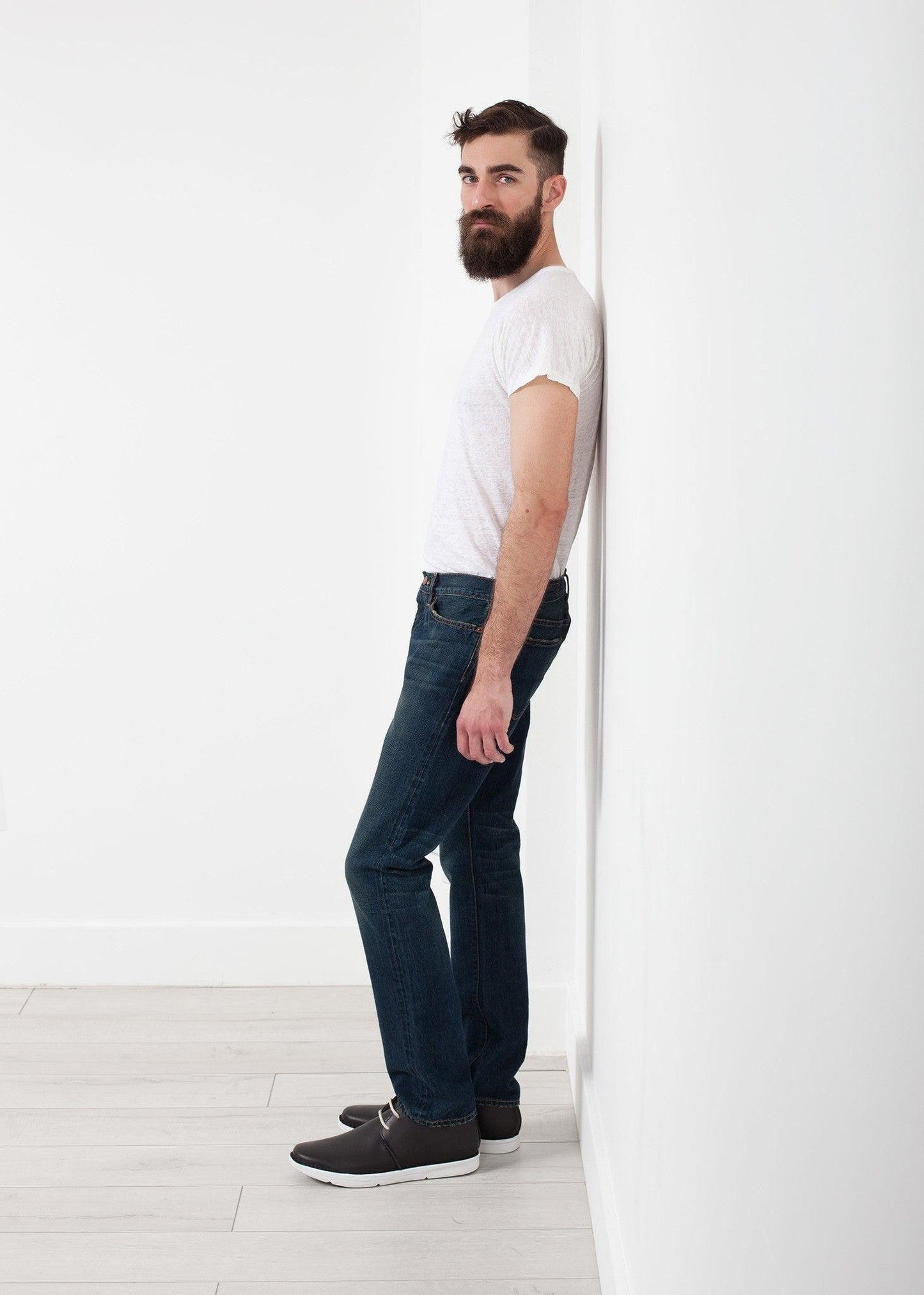 Slim Fit Jean in Indigo.