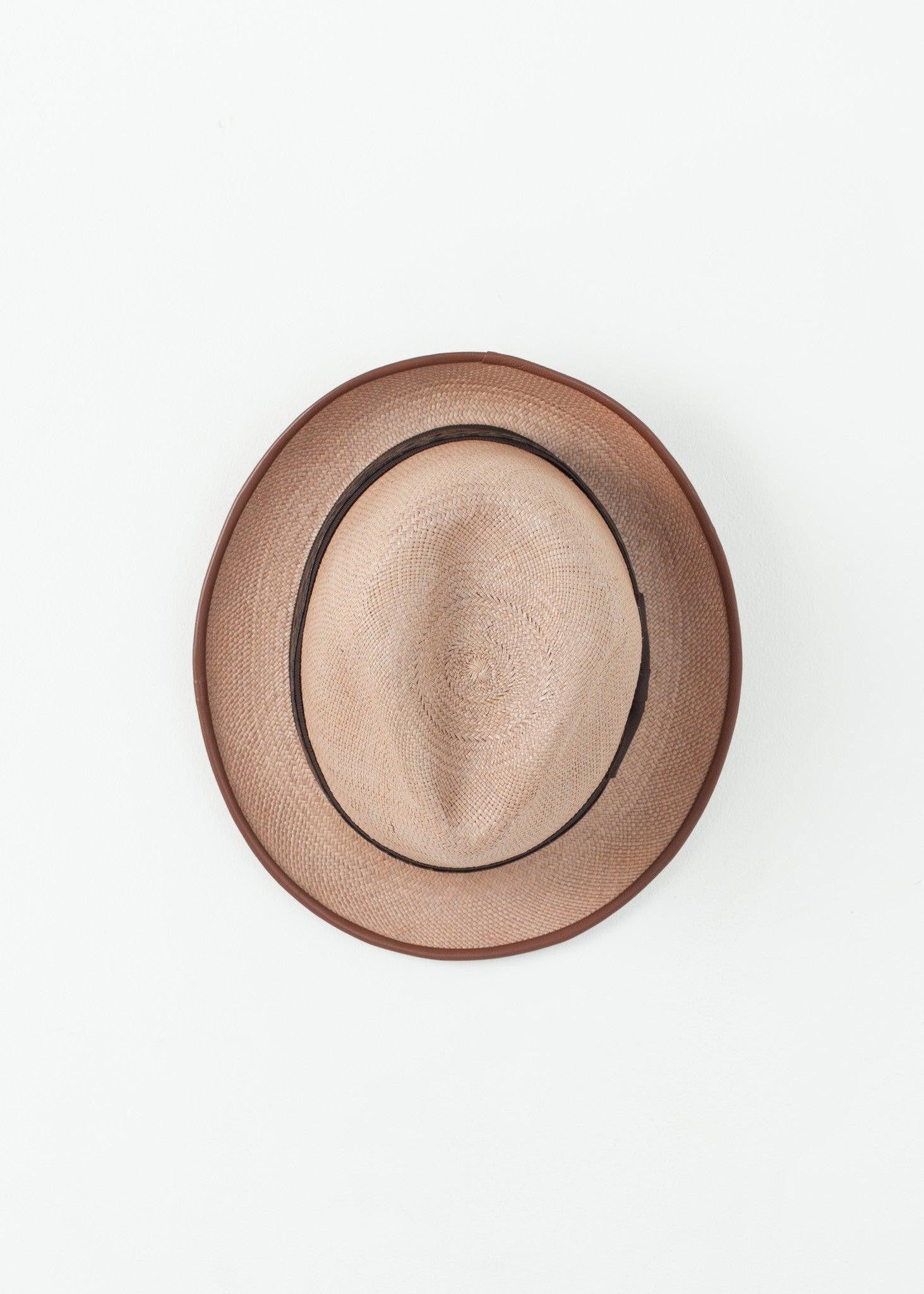 William Hat.