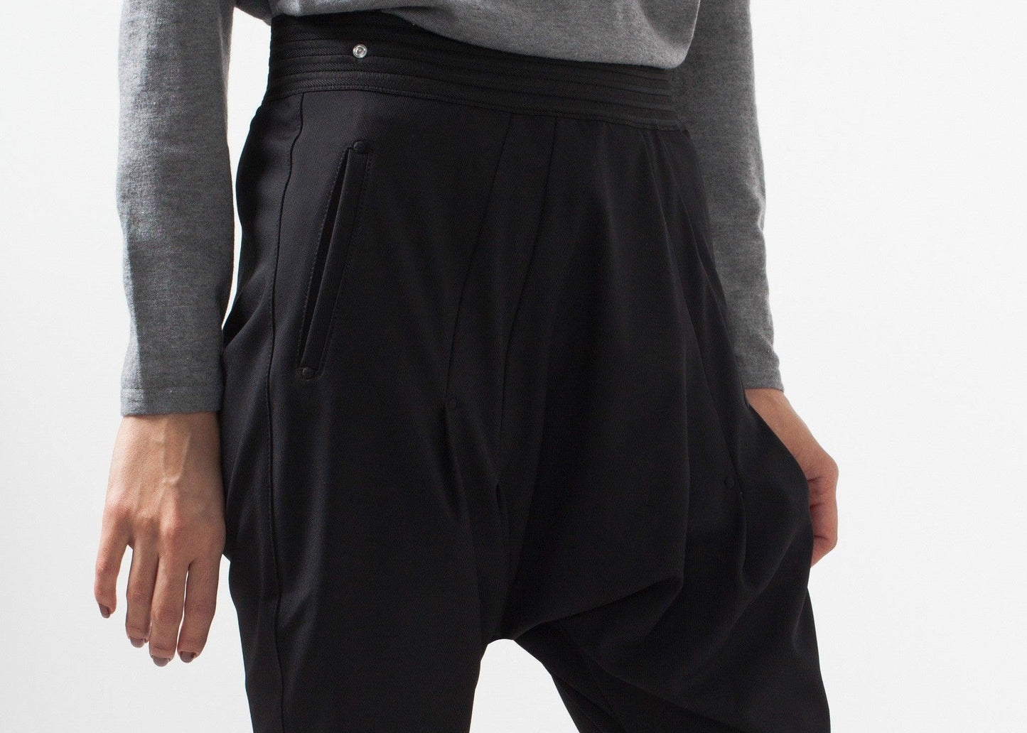 Woven Bermuda Short.